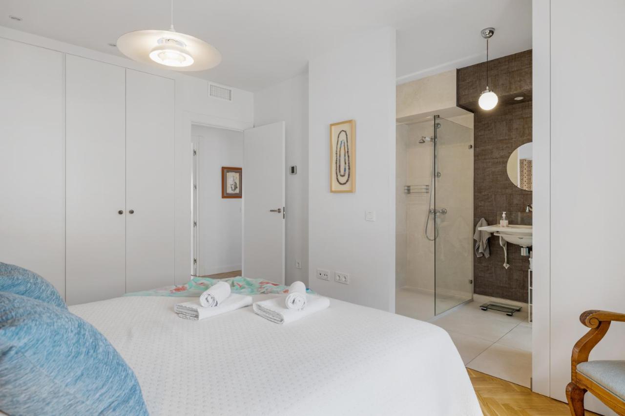 Soho 2 Bedrooms Apt Next To The Beach Малага Екстериор снимка